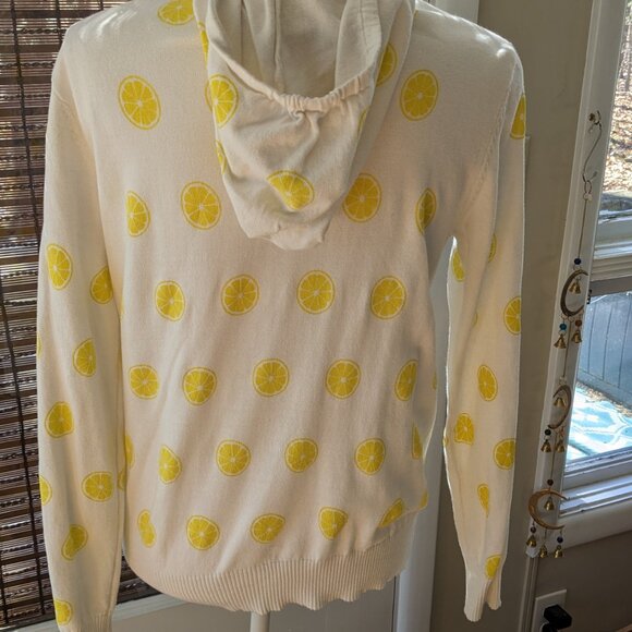 Eight 18 Laine Hooded Ribbed Pullover with Lemons - Picture 2 of 4